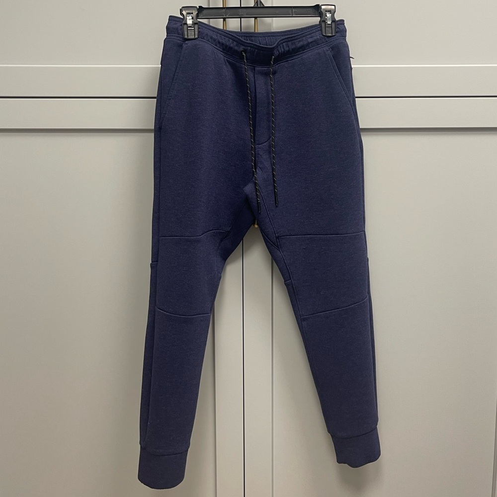 American Eagle Navy Joggers – Men’s Size Small